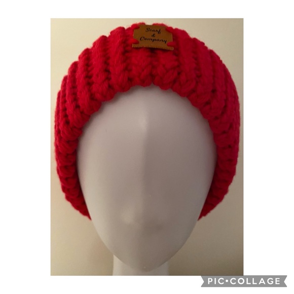 NWT Loom Knitted Hats, Warm and cozy, Knitting, Hats, Unisex, Handmade by Seller - Picture 3 of 4